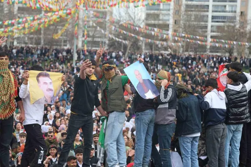 Diyarbakır nevruzunda 80 kişi gözaltına alındı