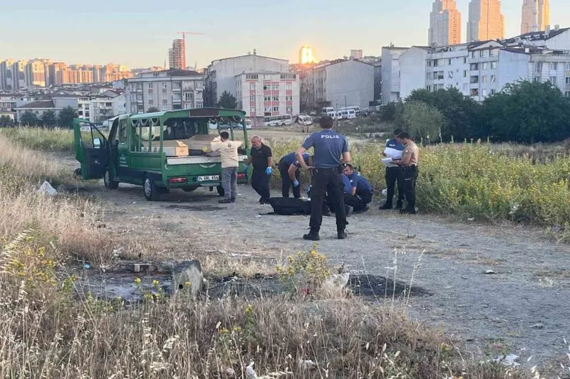 Bir kişi boş arazide ölü bulundu