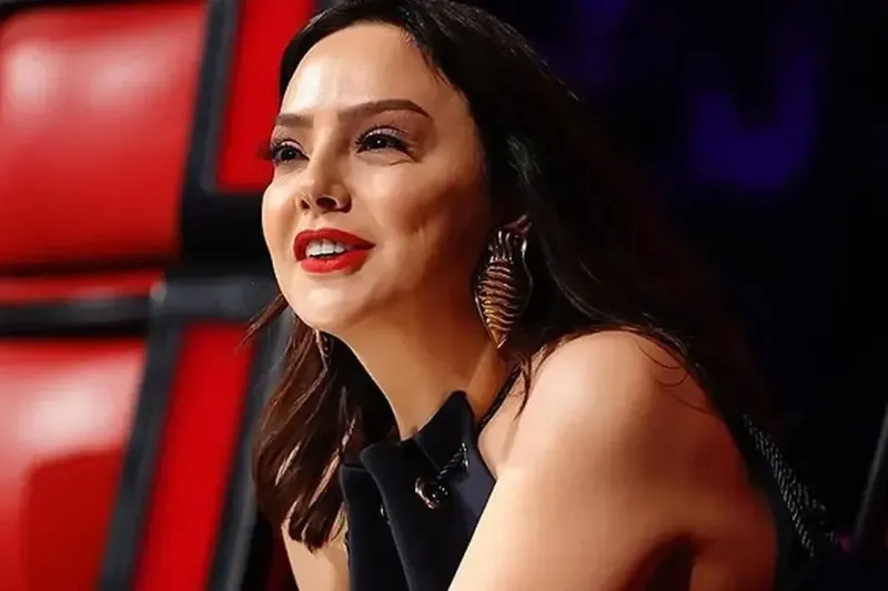 Ebru Gündeş'ın yüzü hiç gülmedi