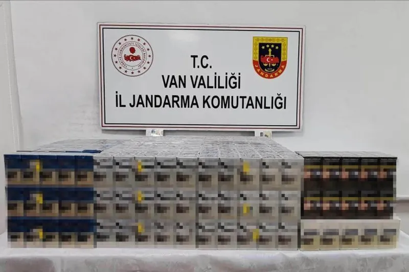 Çaldıran’da bin 230 paket kaçak sigara ele geçirildi