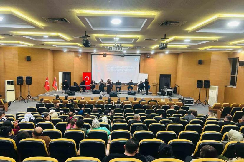 Van Büyükşehir Belediyesinden Polis Günü konseri