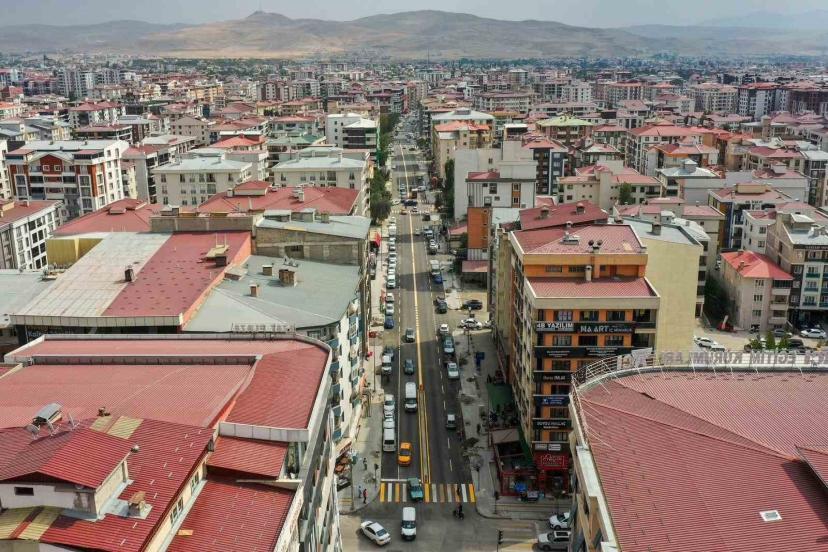 Eski Cezaevi Caddesi yeni görünümüyle trafiğe açıldı