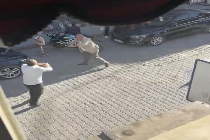 2 kişinin öldüğü silahlı kavganın görüntüleri ortaya çıktı