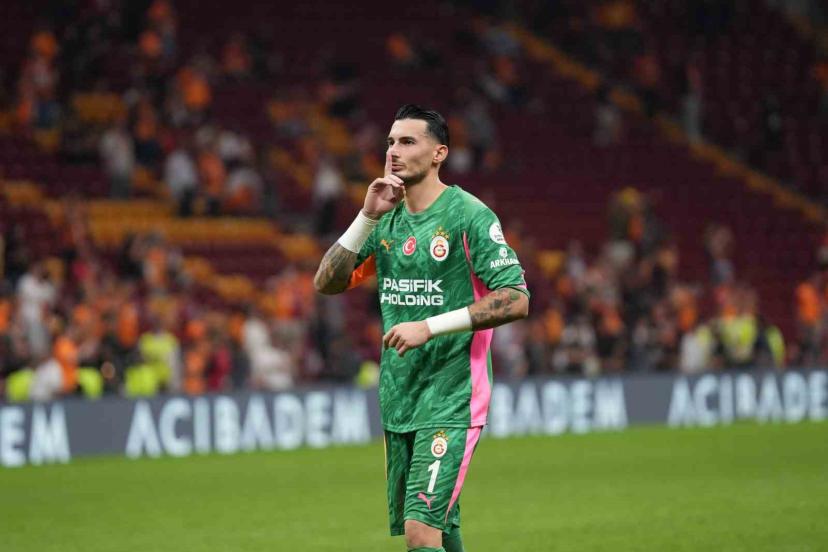 Maç sonu 3’lüsü Roland Sallai ve Uğurcan Çakır’dan