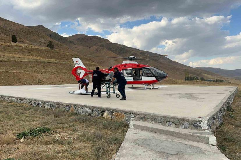 Serebrovasküler hasta ambulans helikopterle Van’a sevk edildi