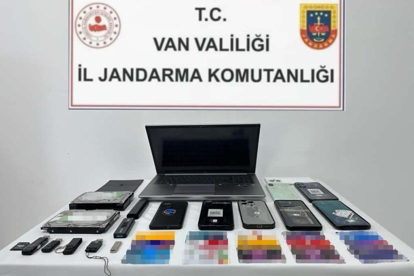 Banka hesaplarında 92 milyon TL tespit edilen 9 şüpheli yakalandı
