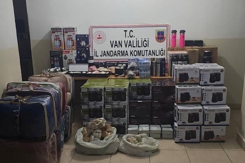 Van’da gümrük kaçağı malzeme ele geçirildi