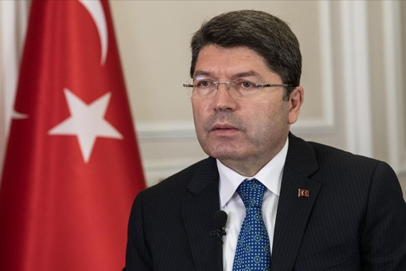 Yılmaz Tunç'tan deprem davalarına ilişkin açıklama