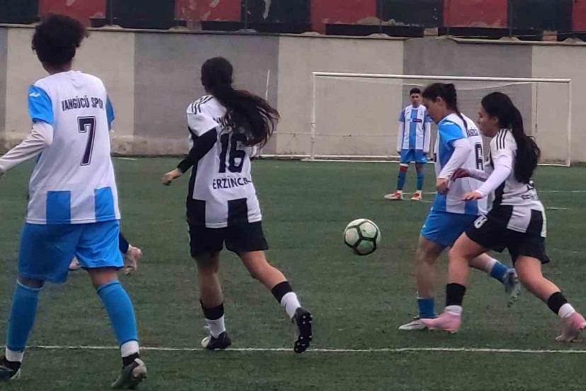 TFF Kadınlar 2. Lig: Vangücü SK: 8 - Erzincan Gençler Gücüspor: 0