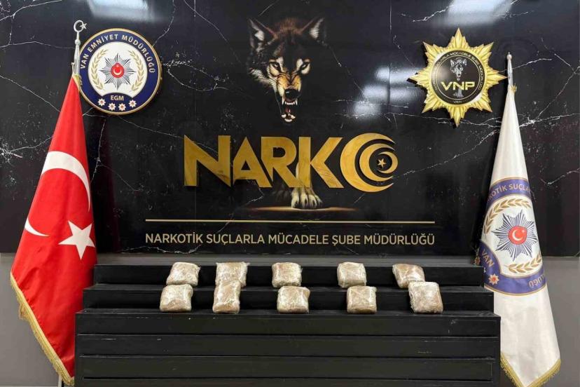 Van’da 13 kilo metamfetamin ele geçirildi