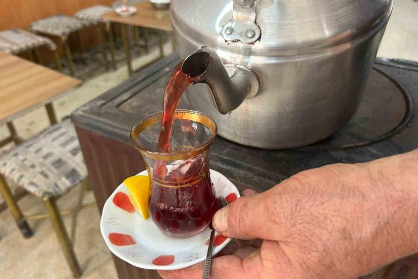 Van’da soba üzerinde demlenen kış çayları ilgi görüyor