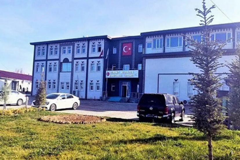 Edremit Belediyesi’nde Yapay Zeka dönemi: Whatsapp iletişim hatları hizmete girdi