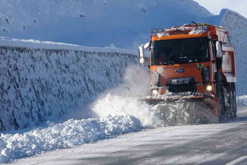 Van'da 390yerleşimin Yolu Karla Kapalı