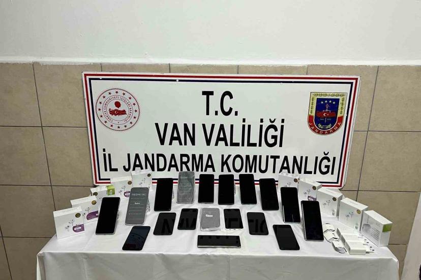 Van’da gümrük kaçakçılığı operasyonu