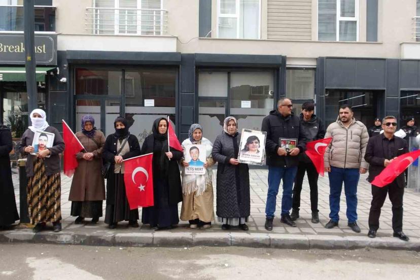 Vanlı anne: "Çocuklarımızın hayallerini çaldılar"