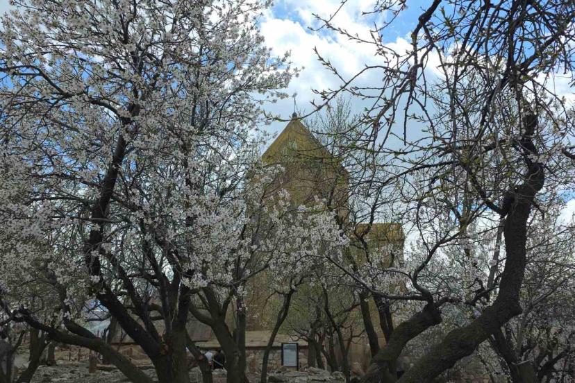 Akdamar Adası’nda 23 Nisan yoğunluğu
