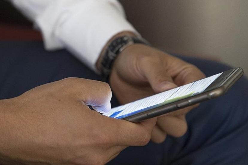 Cep telefonu tarifelerine yüzde 15 zam geldi