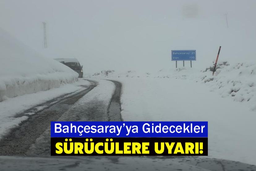 Hizan-Bahçesaray yolunda kar etkili oluyor