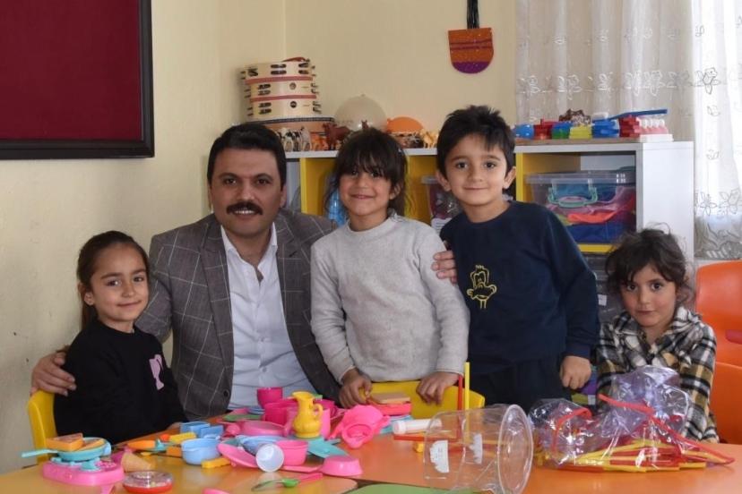 Kaymakam Gilan ADEM’lerdeki üretim çalışmalarını inceledi