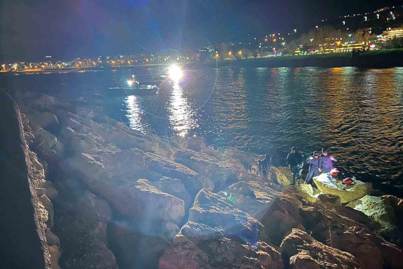 Van Gölü’ne düşen vatandaşın cesedi bulundu