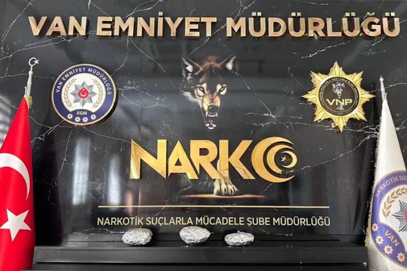 Van’da 4 kilo 700 gram metamfetamin ele geçirildi