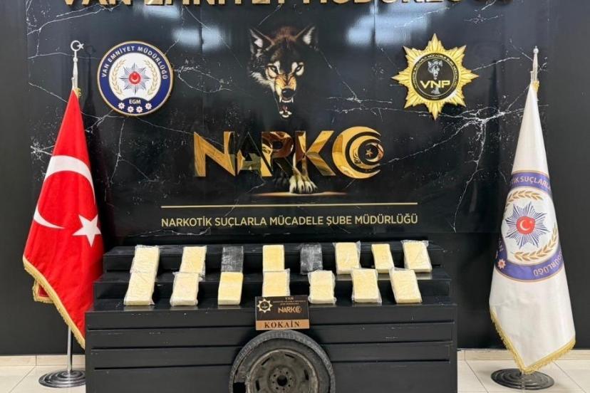 Van’da narkotik operasyonu: 16 kilo kokain ele geçirildi