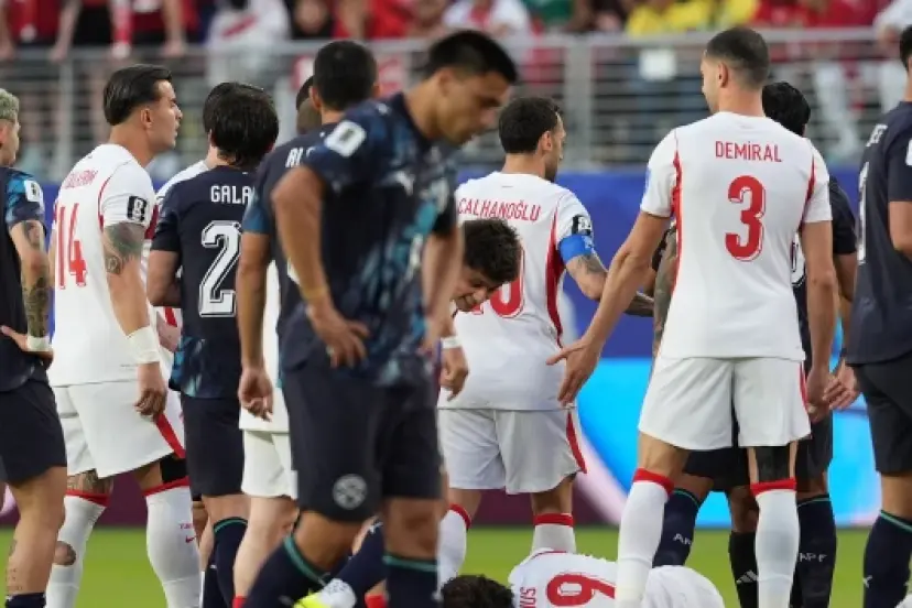 A Milli Takım 10 kişi kalan Paraguay’a yenildi