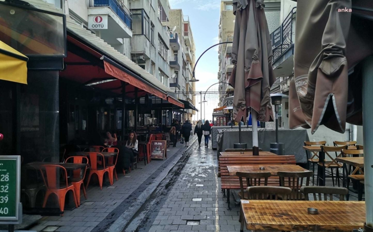 İzmir'de esnafın kira isyanı: Aklımızı yiyeceğiz yakında