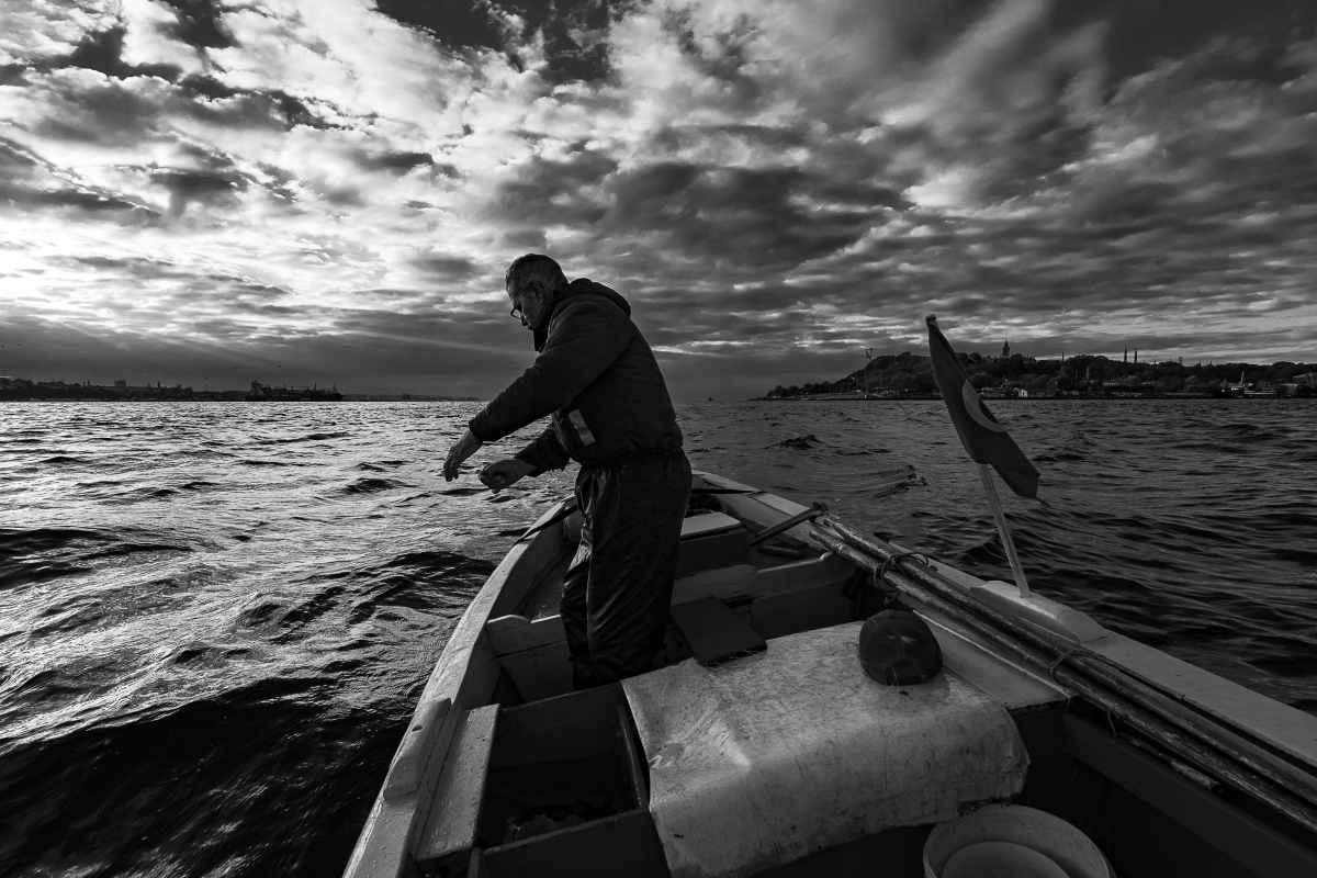 Hasan Cem Araptarlı'dan 'İstanbul Balıkçıları' sergisi