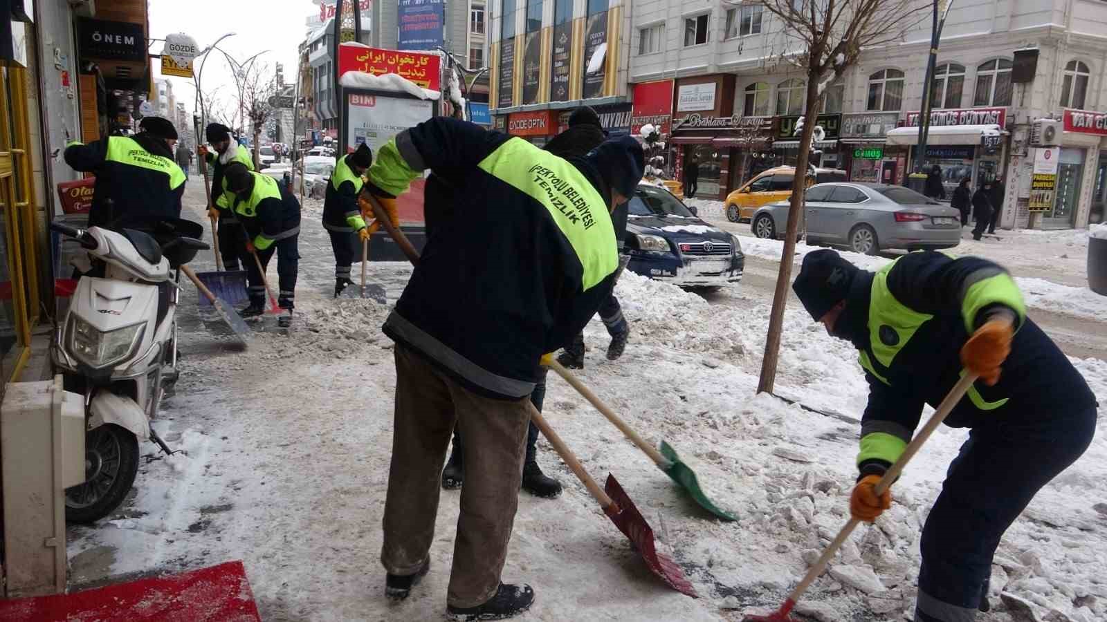 Van’da buruk kar sevinci