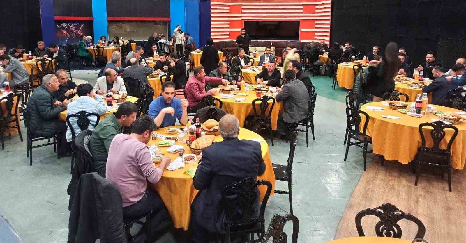 VATSO Başkanı Kandaşoğlu Beyaz Liste üyeleriyle iftarda bir araya geldi