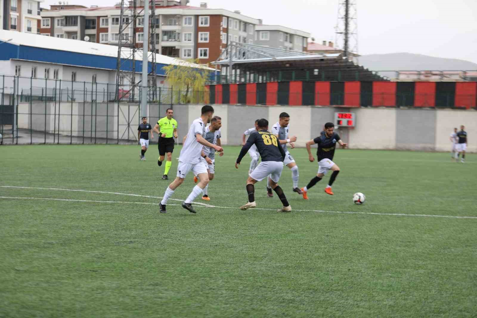 İpekyolu Belediyesi Gençlik ve Spor Kulübü lig şampiyonu oldu