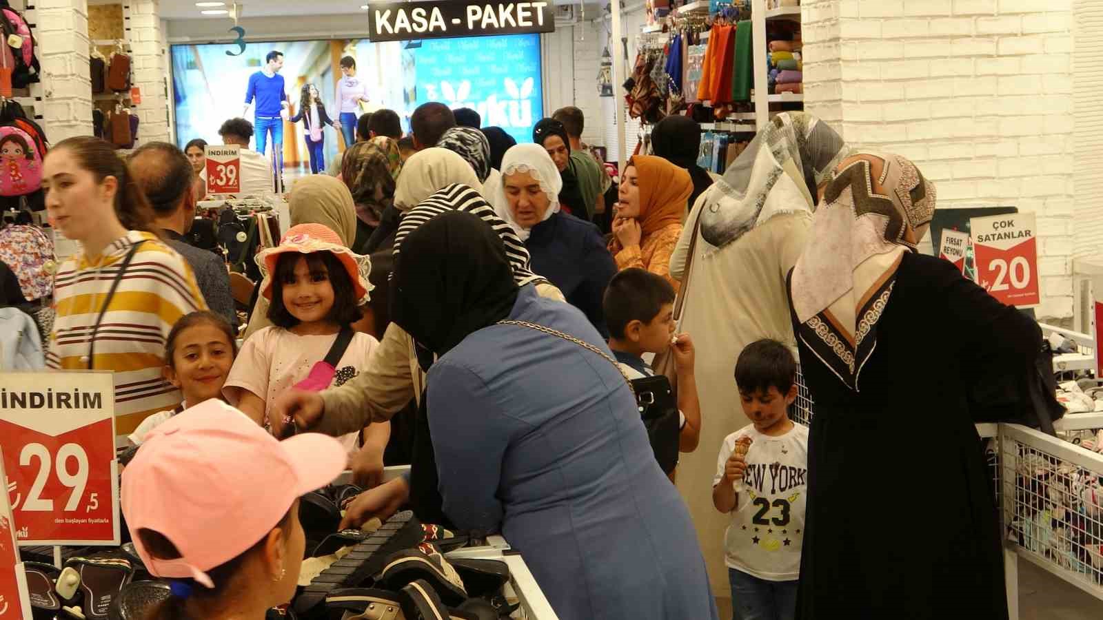 Van’da bayram yoğunluğu