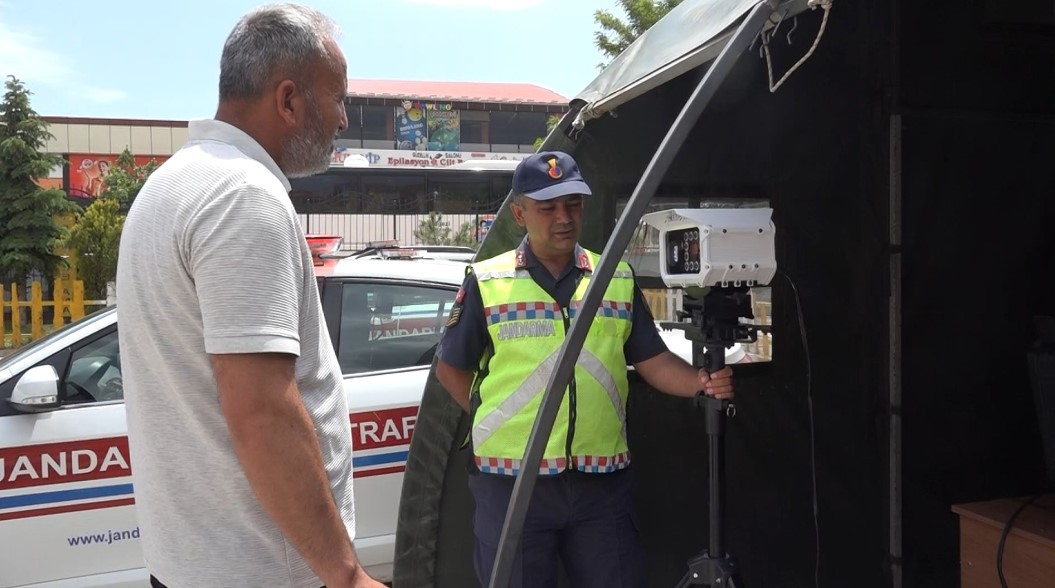 Jandarma mobil trafik eğitim tırı Erciş’te