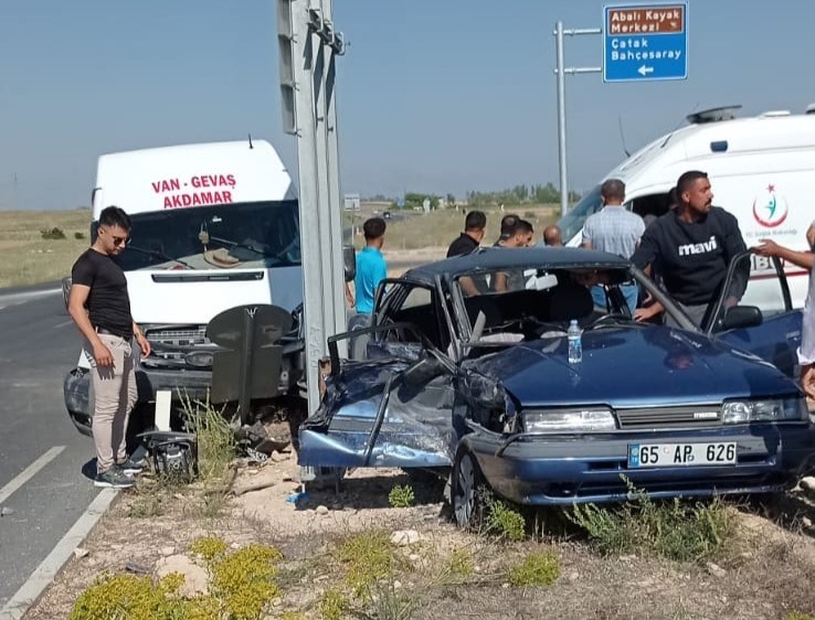 Van’da trafik kazası: 5 yaralı