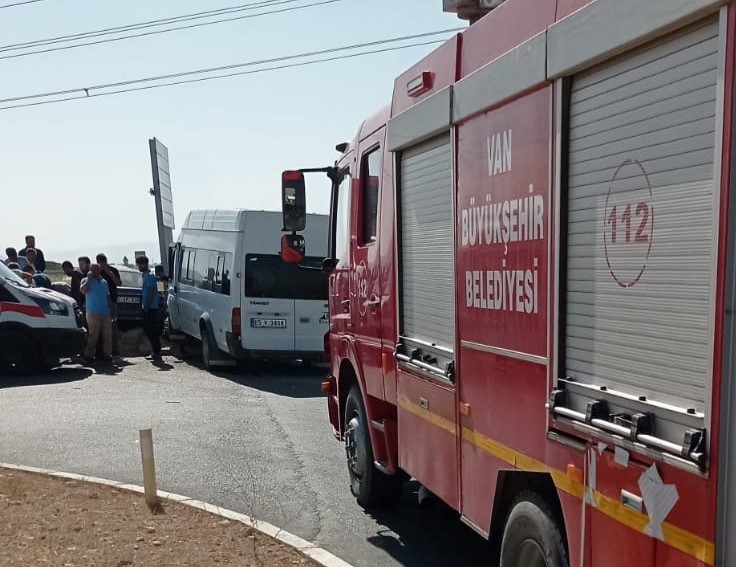 Van’da trafik kazası: 5 yaralı