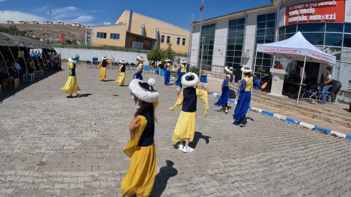 Erciş Gençlik Merkezinden yılsonu etkinliği