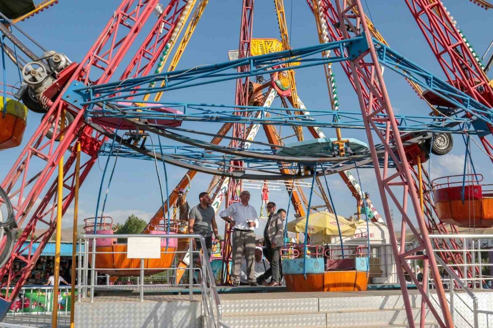 Van’daki lunaparklar denetlendi