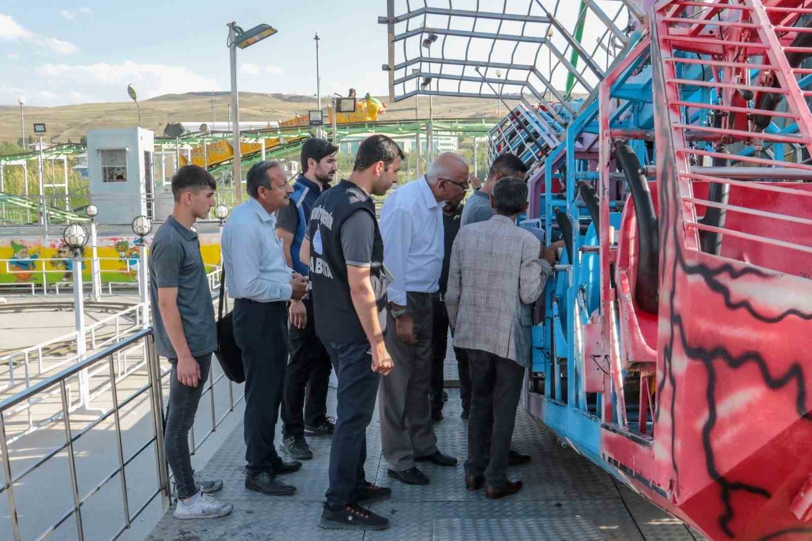 Van’daki lunaparklar denetlendi