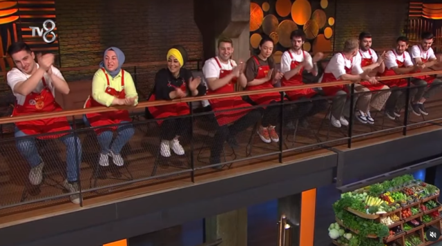 MasterChef'te Mehmet Yalçınkaya kazan kaldırdı! Acun Ilıcalı'ya seslenip zam istedi