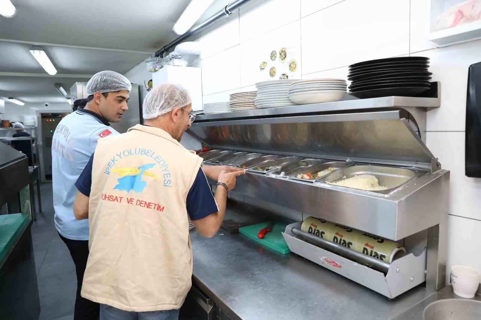 İpekyolu Belediyesinden restoran ve fırınlara yönelik denetim