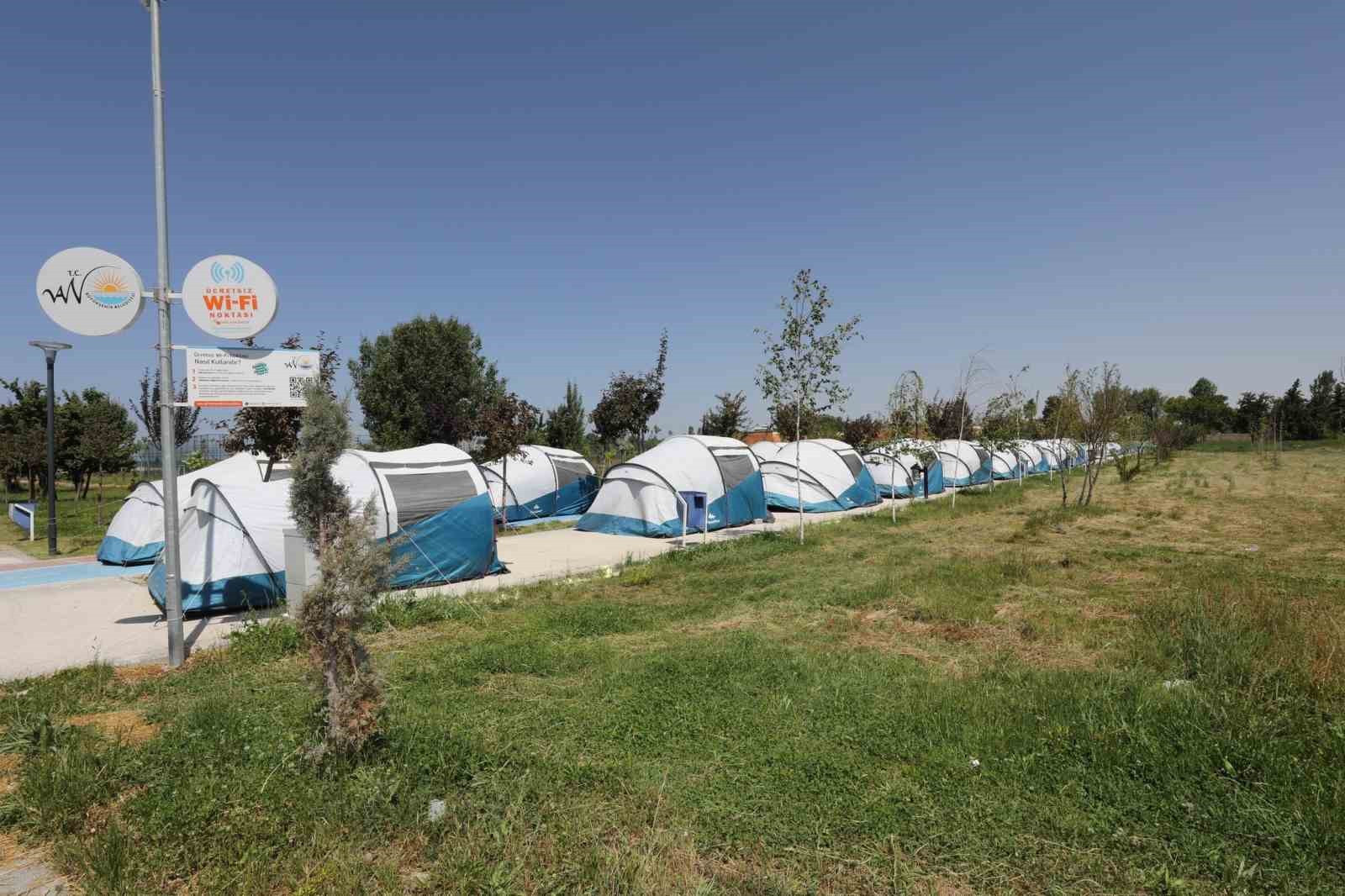 Van Gölü kıyısında 5 bin genç kamp yapacak