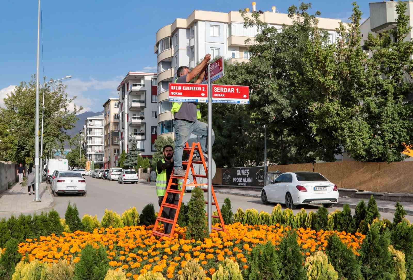 Van Büyükşehir Belediyesinden numarataj çalışması