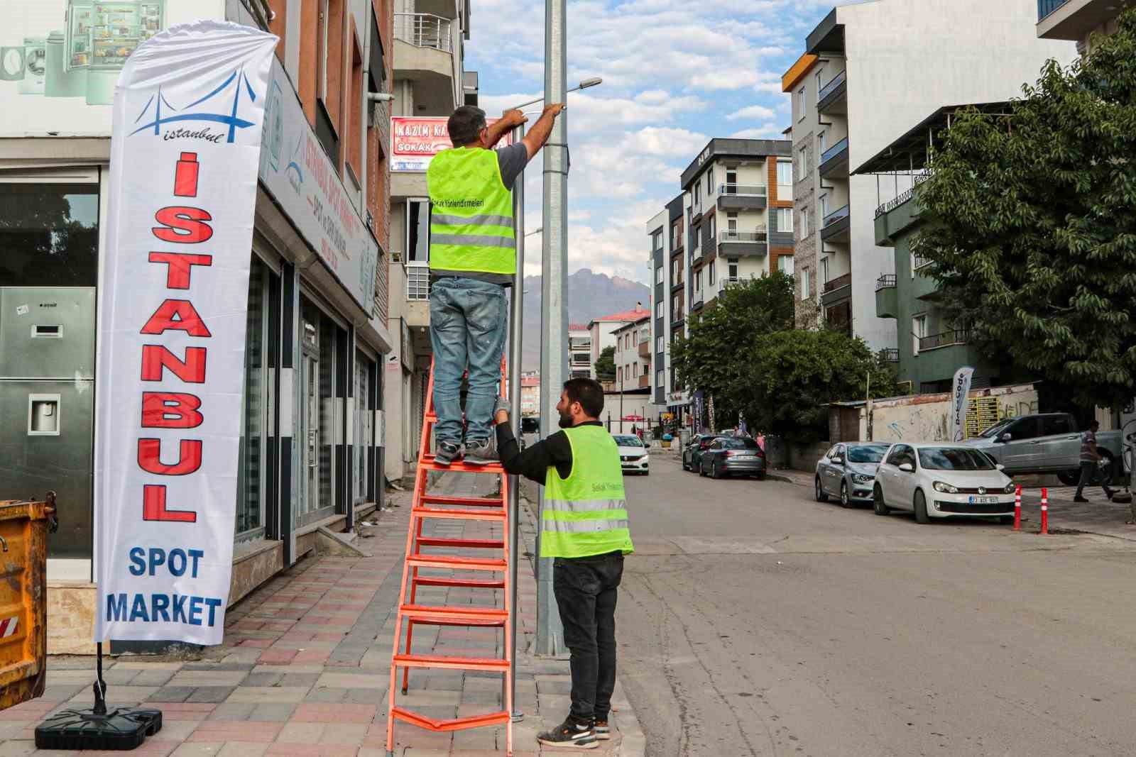 Van Büyükşehir Belediyesinden numarataj çalışması