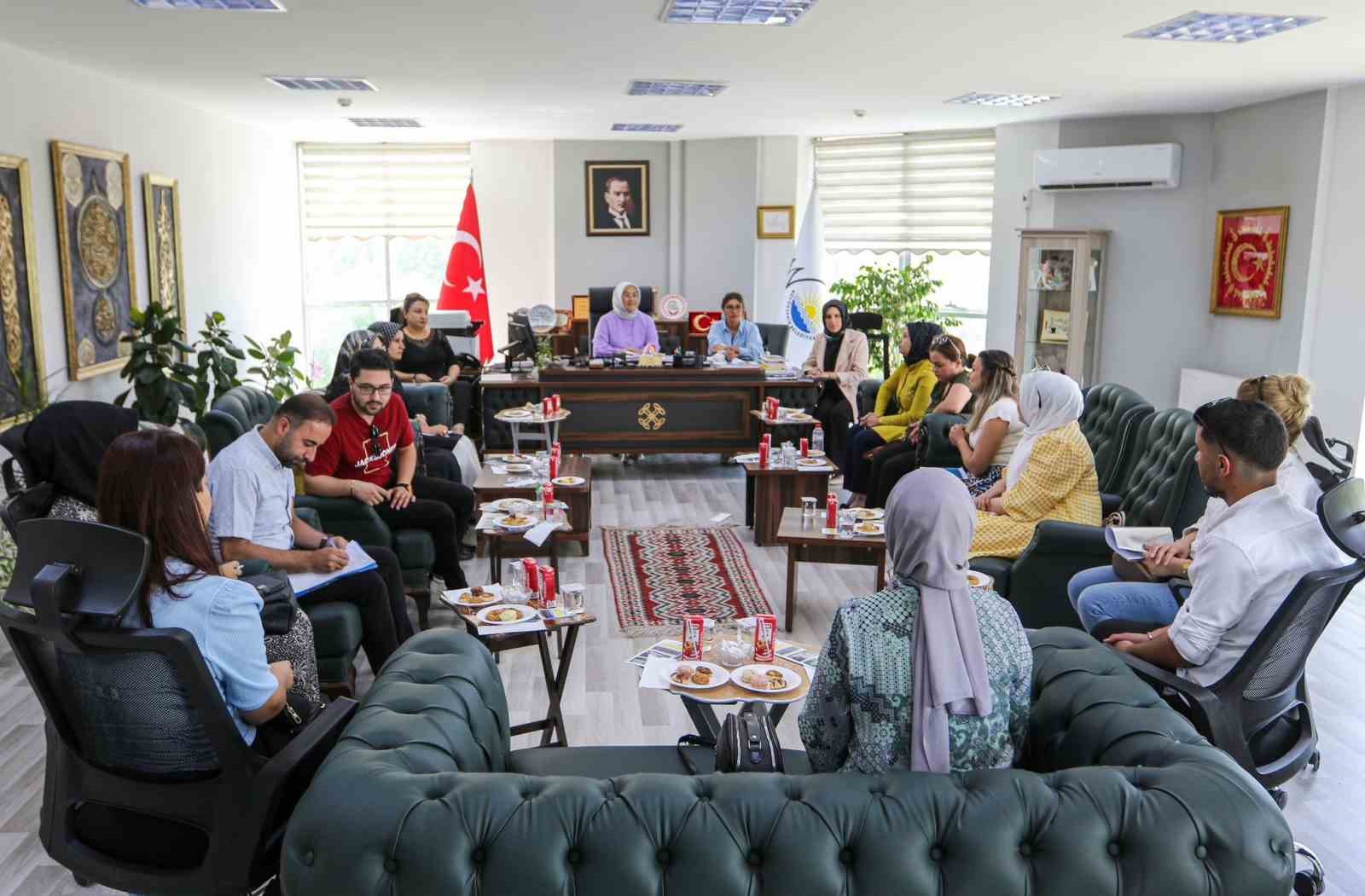 Van’da ‘Kadın Dostu Belediye ve Yerel Yönetim Buluşmaları Toplantısı’ yapıldı