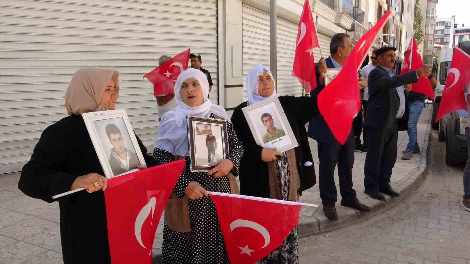 Vanlı ailelerin evlat nöbeti 62’nci haftasına girdi