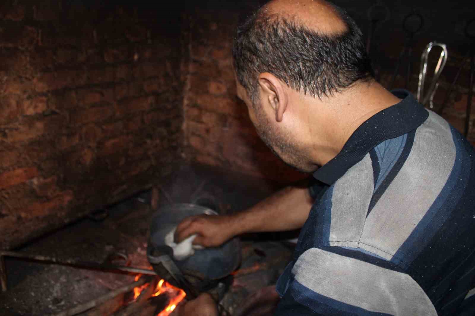 Mesleğinde 50 yıla yaklaştı ama çırak bulamıyor