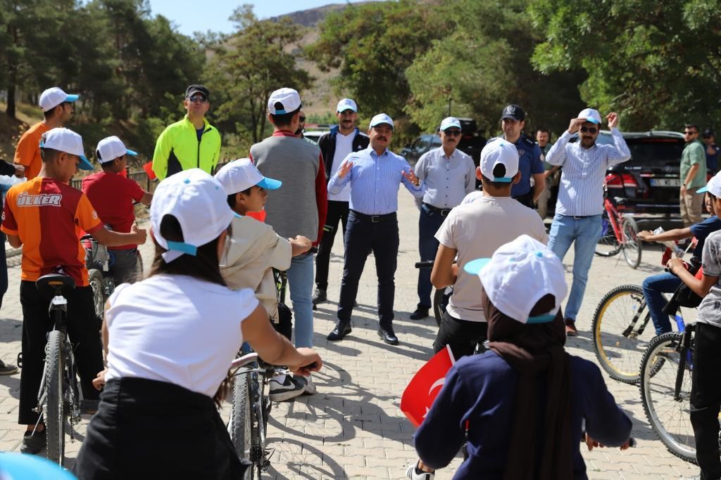 Muradiye pedal çeviriyor