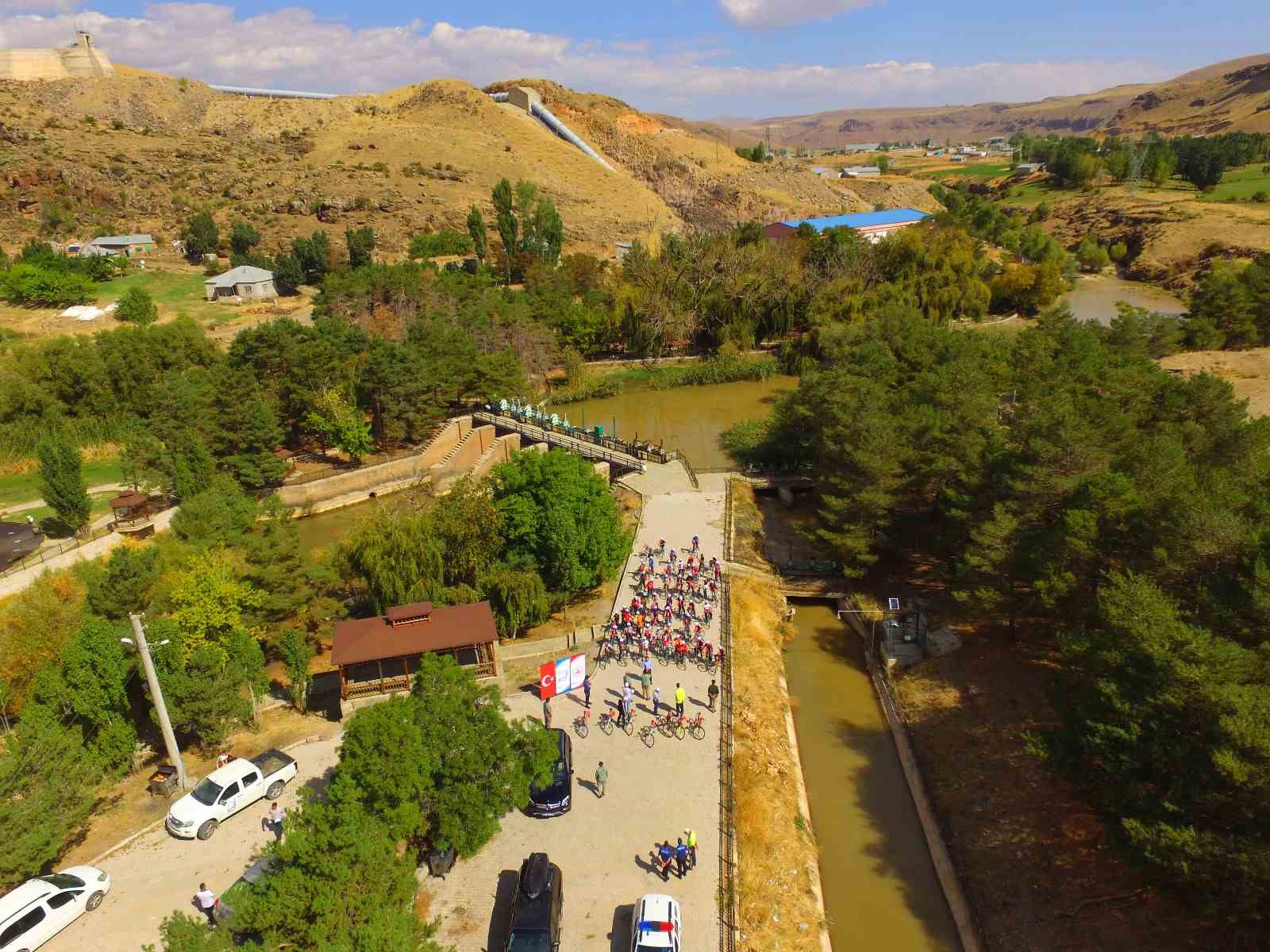 Muradiye pedal çeviriyor