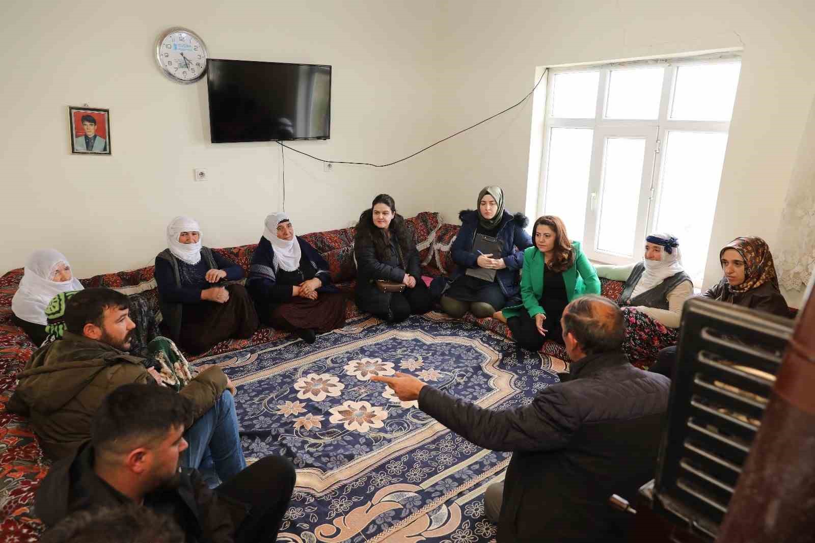 İpekyolu Belediyesinin kırsal mahalle ziyaretleri sürüyor